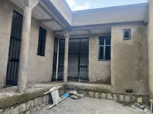 4bdrm House in Oromia-Finfinne for sale