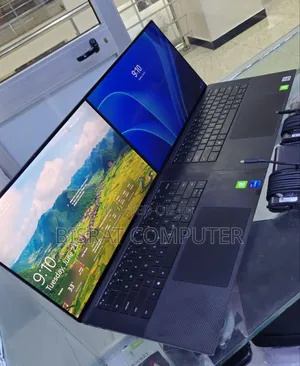 New Laptop Dell XPS 15 16GB Intel Core i7 SSD 512GB