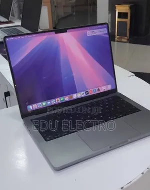 New Laptop Apple MacBook Pro 2021 M1 32GB Apple M1 Pro SSD 1T