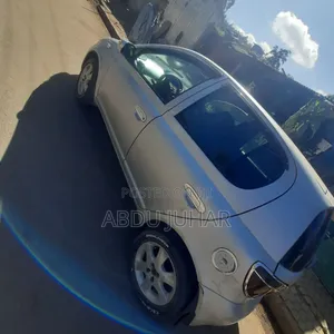 Toyota Vitz 2001 Silver