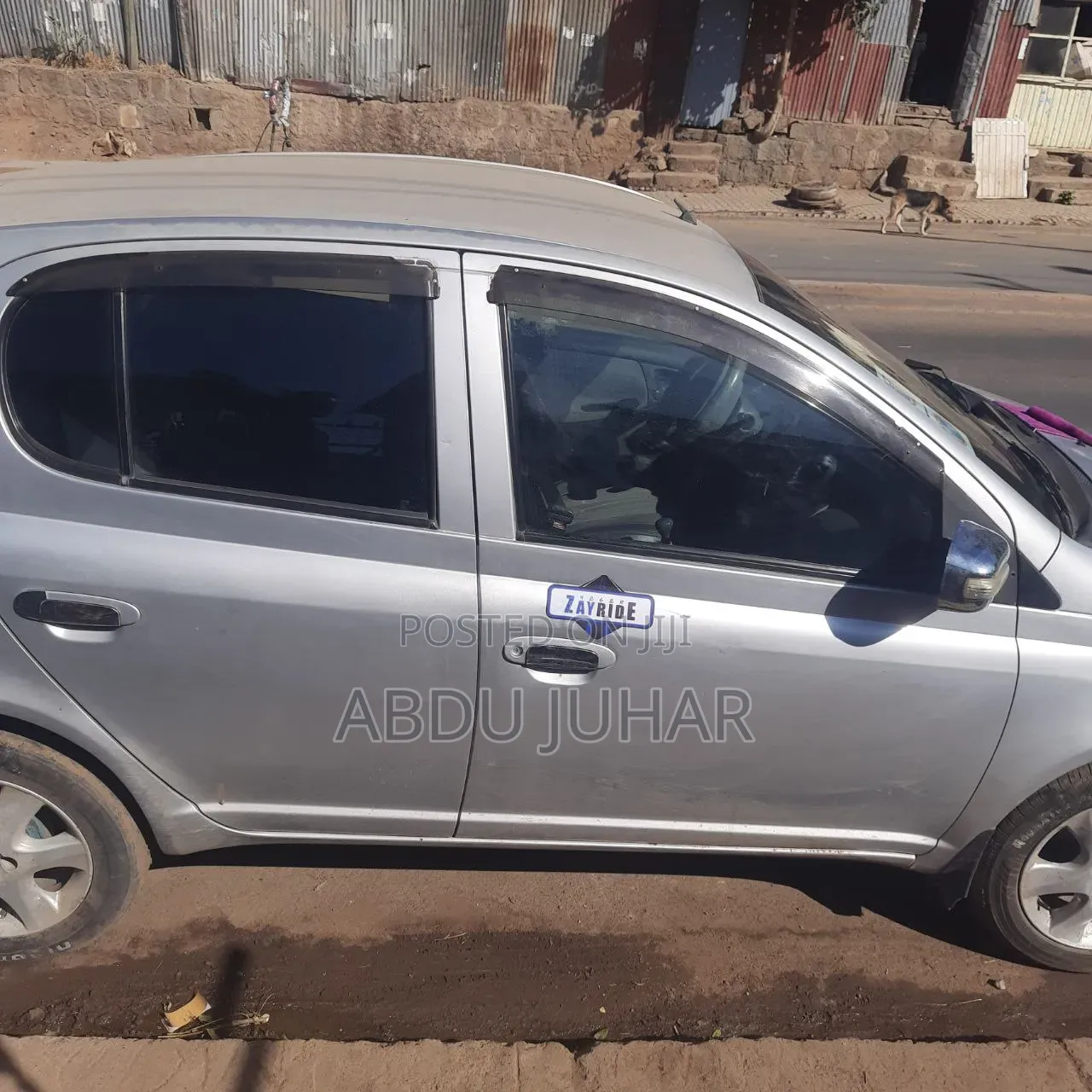 Toyota Vitz 2001 Silver