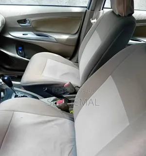 Toyota Avanza 2013 Silver