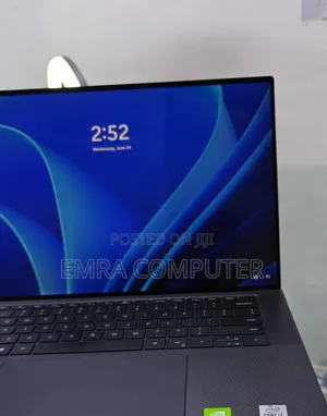 New Laptop Dell 16GB Intel Core i7 SSD 512GB