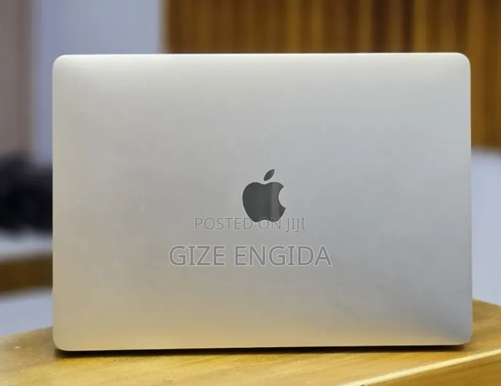 New Laptop Apple MacBook Pro 2021 M1 32GB Intel Core i7 SSD 512GB
