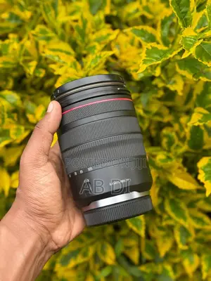 Canon RF Lens 24-105mm Red Ring Almost New