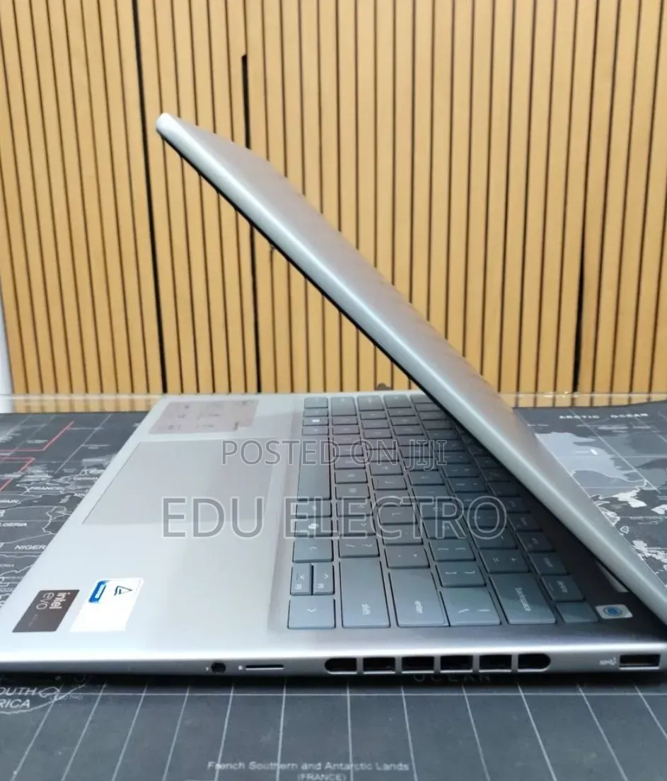 New Laptop Dell Inspiron 14 16GB Intel Core Ultra 7 SSD 1T