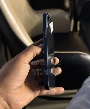 Apple iPhone 12 64 GB Black