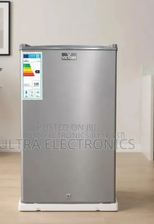 VICTORY 190 Refrigerator