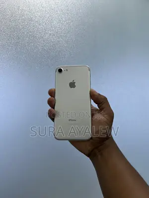 Apple iPhone 7 128 GB Silver
