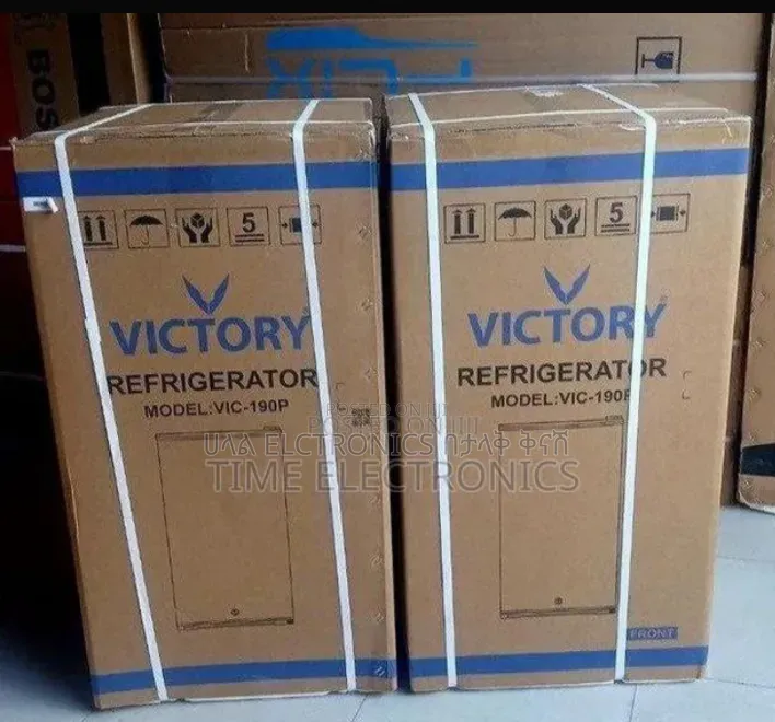 VICTORY 190 Refrigerator