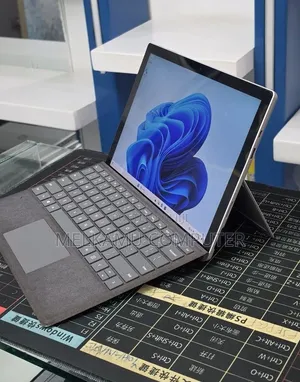 New Laptop Microsoft Surface Pro 7 32GB Intel Core i7 SSD 1T