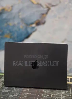 New Laptop Apple MacBook Pro 2024 M4 16GB Apple M4 Pro SSD 512GB