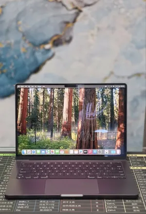 New Laptop Apple MacBook Pro 2024 M4 16GB Apple M4 Pro SSD 512GB