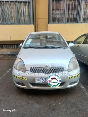 Toyota Yaris 2004 Silver