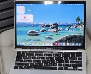 New Laptop Apple MacBook 2020 32GB Intel Core i7 SSD 512GB