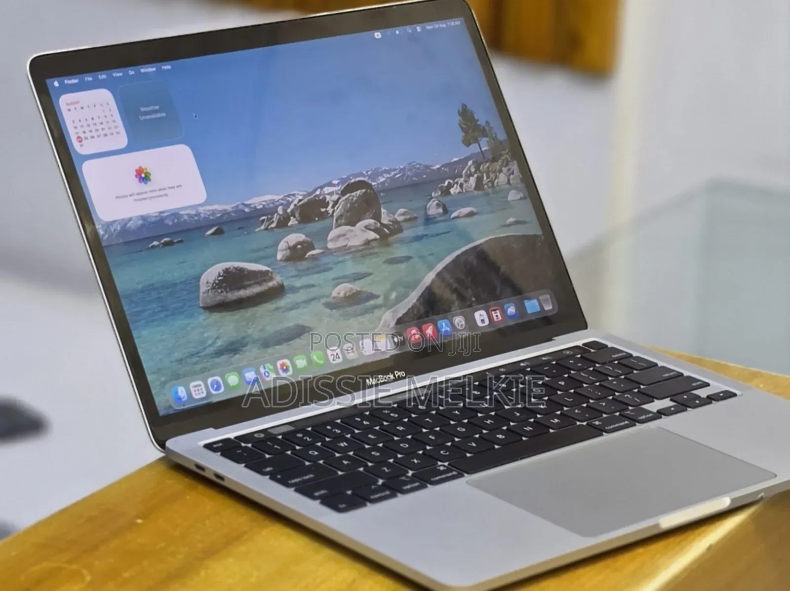 New Laptop Apple MacBook 2020 32GB Intel Core i7 SSD 512GB