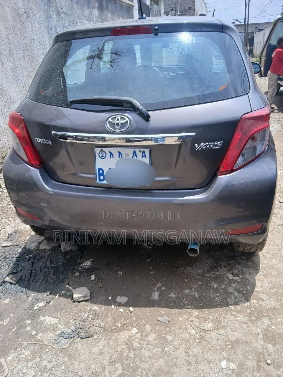 Toyota Yaris 2012 Gray