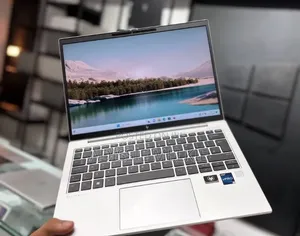 New Laptop HP EliteBook 830 G9 16GB Intel Core i5 SSD 512GB