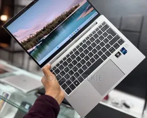 New Laptop HP EliteBook 830 G9 16GB Intel Core i5 SSD 512GB