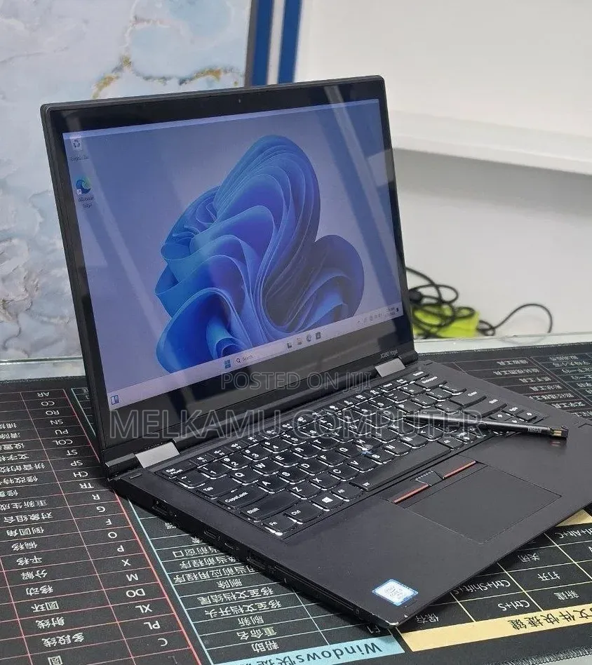 New Laptop Lenovo ThinkPad X380 Yoga 16GB Intel Core i5 SSD 256GB