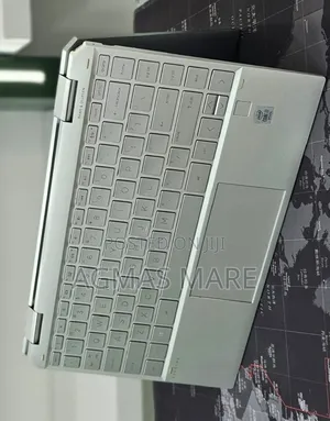 New Laptop HP Spectre X360 8GB Intel Core i7 SSD 512GB