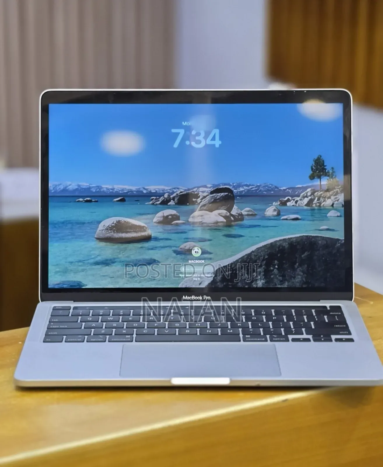 New Laptop Apple MacBook Pro 2020 32GB Intel Core i7 SSD 512GB