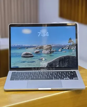 New Laptop Apple MacBook Pro 2020 32GB Intel Core i7 SSD 512GB