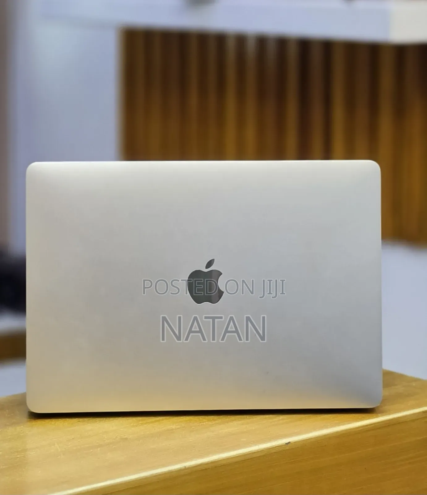 New Laptop Apple MacBook Pro 2020 32GB Intel Core i7 SSD 512GB