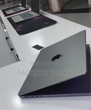 New Laptop Apple MacBook Pro 2021 M1 32GB Apple M1 Pro SSD 1T