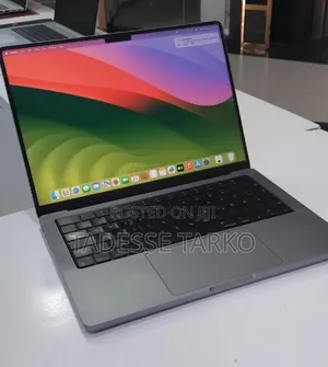 New Laptop Apple MacBook Pro 2021 M1 32GB Apple M1 Pro SSD 1T