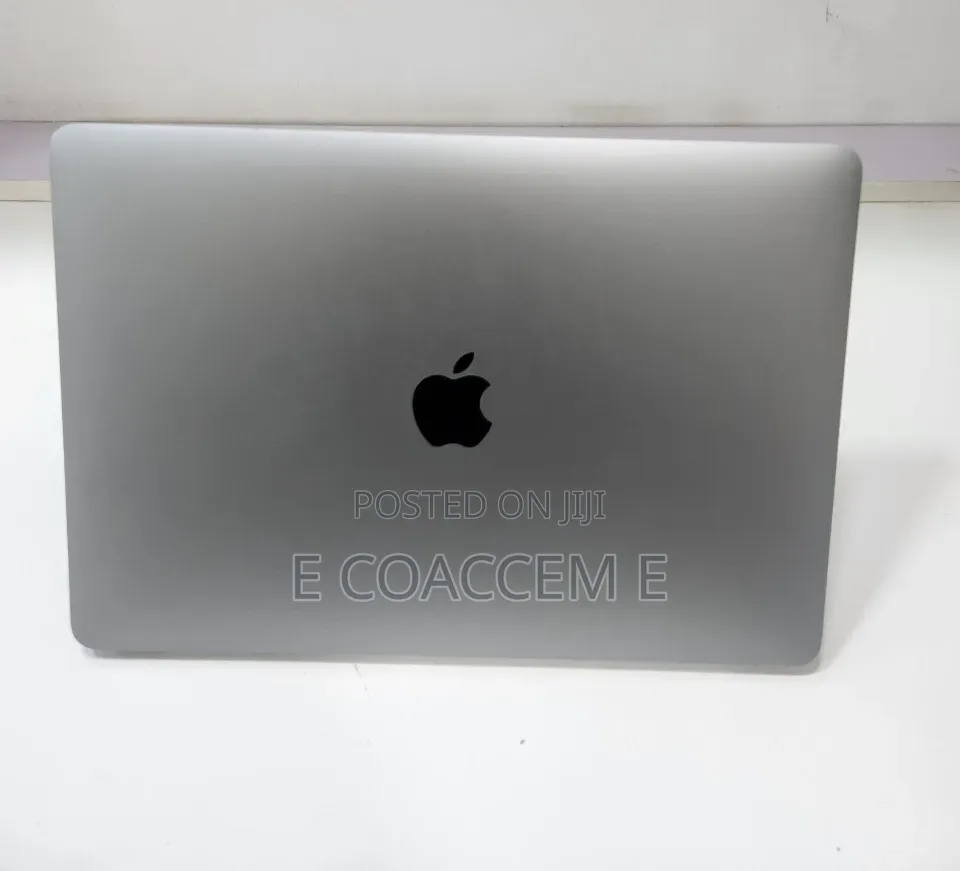 New Laptop Apple MacBook 16GB SSD 512GB