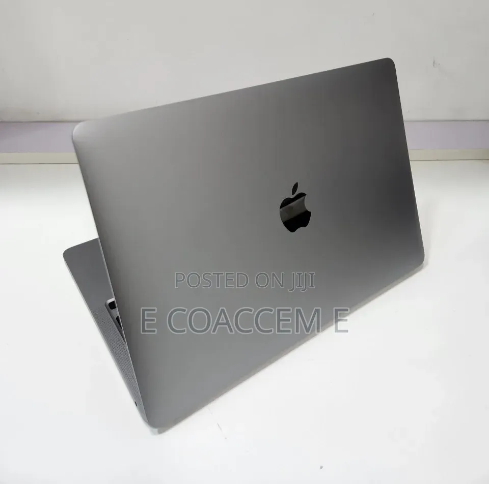 New Laptop Apple MacBook 16GB SSD 512GB