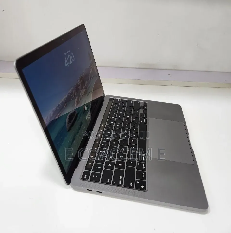 New Laptop Apple MacBook 16GB SSD 512GB