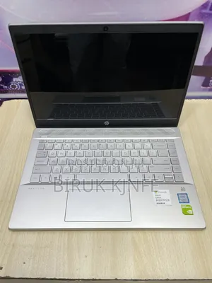 New Laptop HP Pavilion 14 8GB Intel Core i7 SSD 256GB
