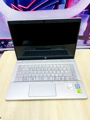 New Laptop HP Pavilion 14 8GB Intel Core i7 SSD 256GB