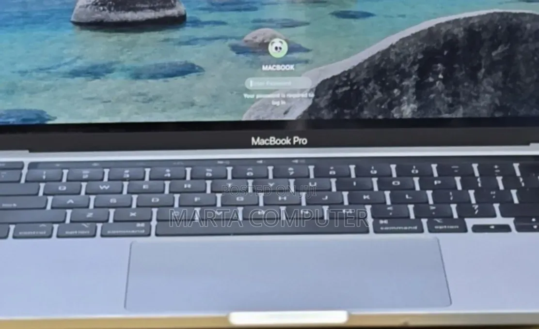 New Laptop Apple MacBook Pro 2020 32GB Intel Core i7 SSD 512GB