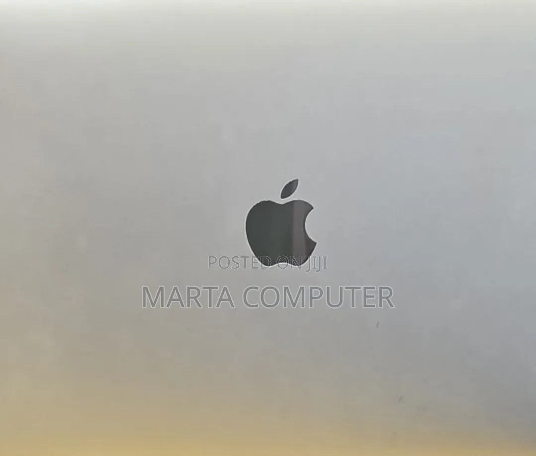 New Laptop Apple MacBook Pro 2020 32GB Intel Core i7 SSD 512GB