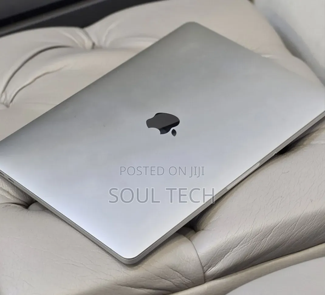 New Laptop Apple MacBook Pro 2020 32GB Intel Core i7 SSD 512GB