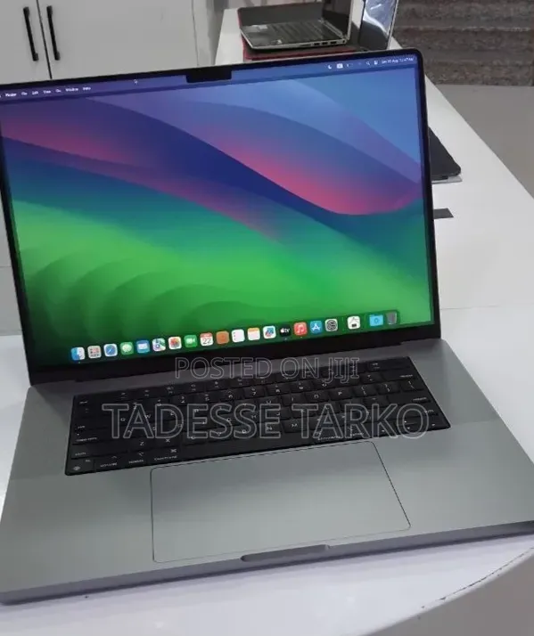 New Laptop Apple MacBook Pro 2021 M1 Max 32GB Apple M1 Max SSD 1T