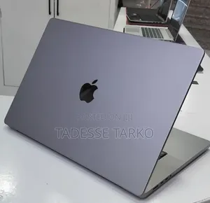 New Laptop Apple MacBook Pro 2021 M1 32GB Apple M1 Pro SSD 1T