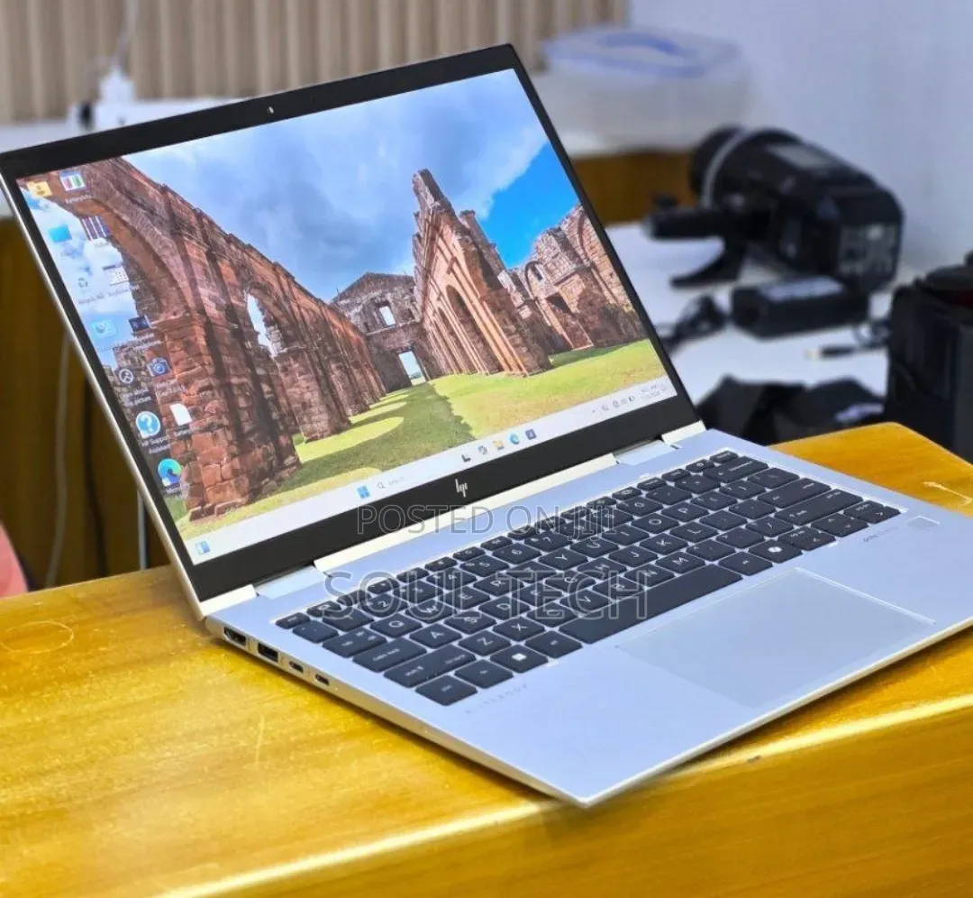 New Laptop HP Elitebook 830 G11 16GB Intel Core Ultra 7 SSD 512GB