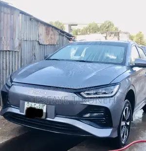 BYD E2 43 kWh 94 hp FWD 2025 Gray