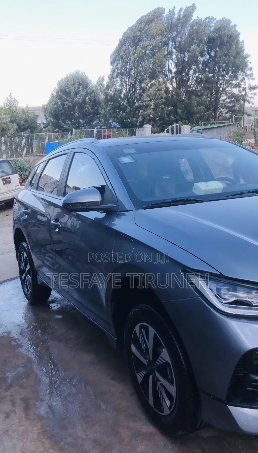 BYD E2 43 kWh 94 hp FWD 2025 Gray