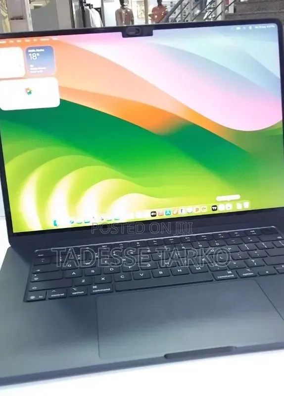 New Laptop Apple MacBook Air 2026 M5 16GB Apple M5 SSD 512GB