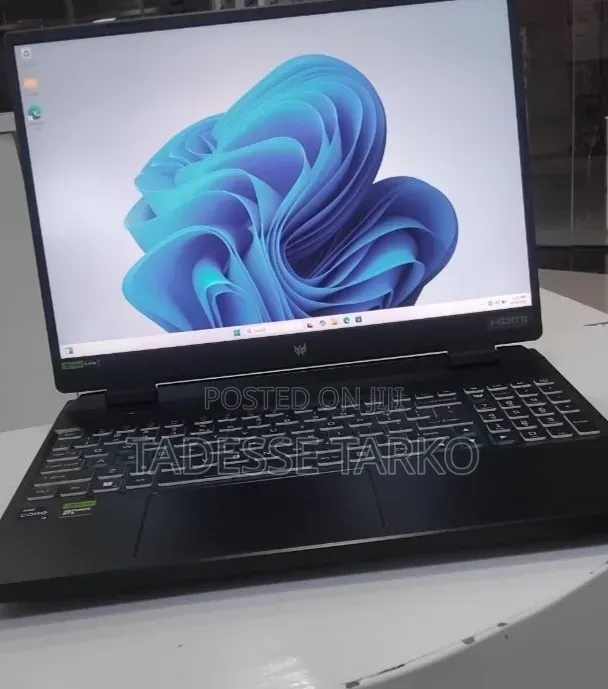 New Laptop Acer Predator Helios Neo 16 16GB Intel Core i9 SSD 1T