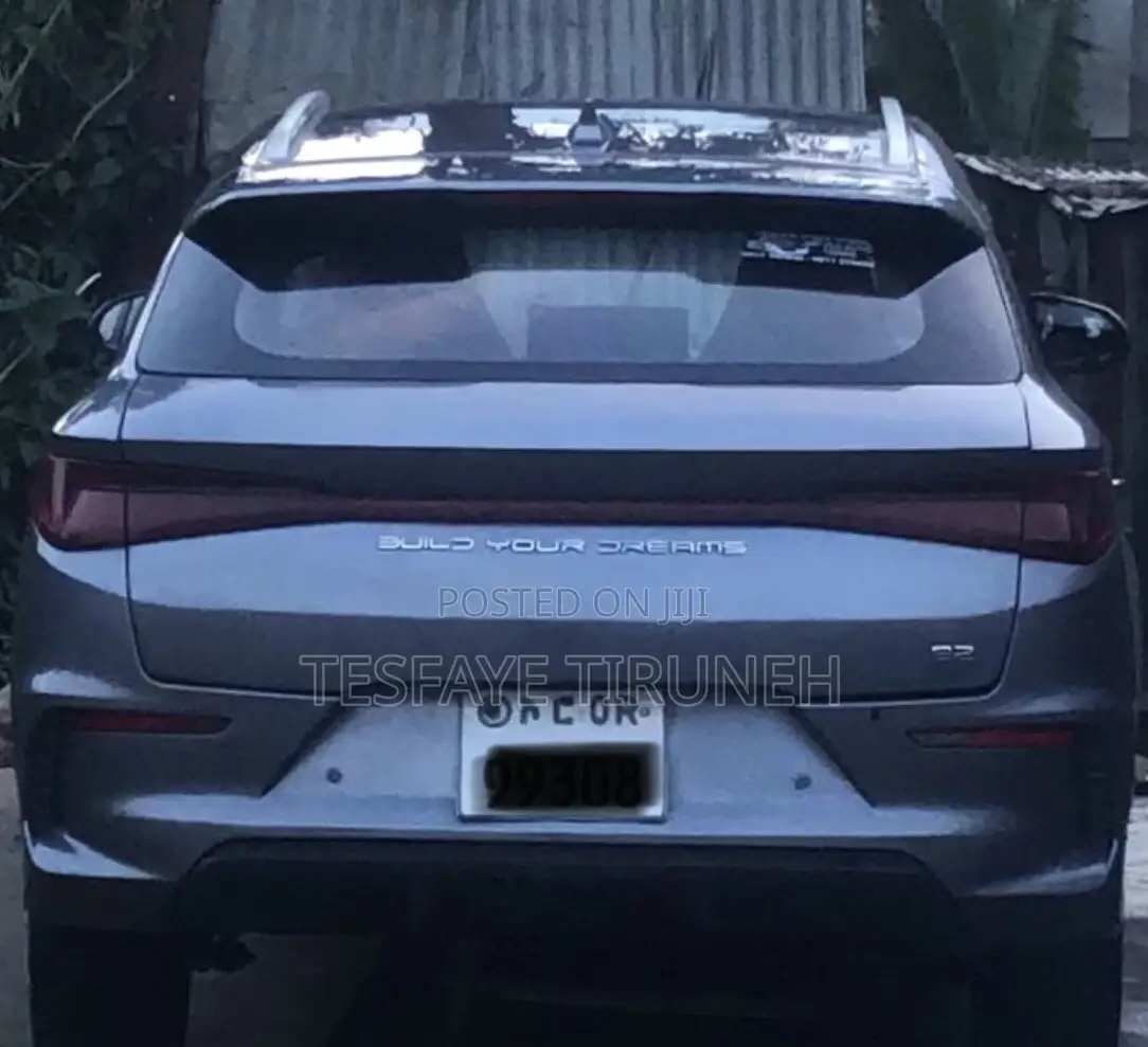 BYD E2 43 kWh 94 hp FWD 2025 Gray