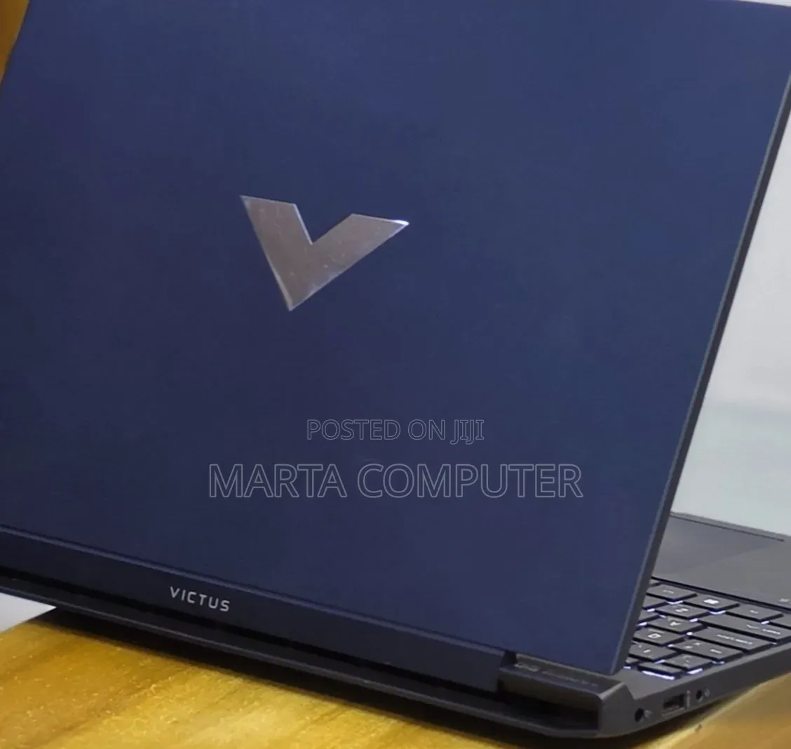 New Laptop HP Victus 15 8GB Intel Core i5 SSD 512GB