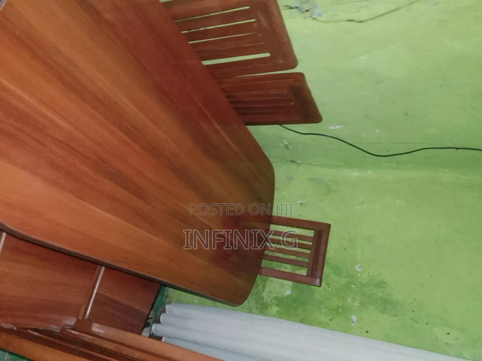 Dinning Table