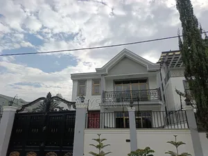 5bdrm House in Addis Ababa Ayat, Bole for sale