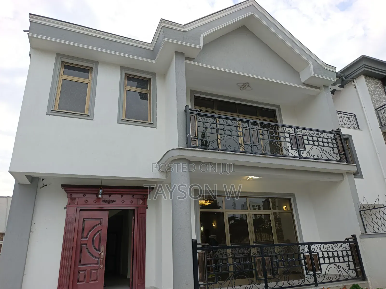 5bdrm House in Addis Ababa Ayat, Bole for sale